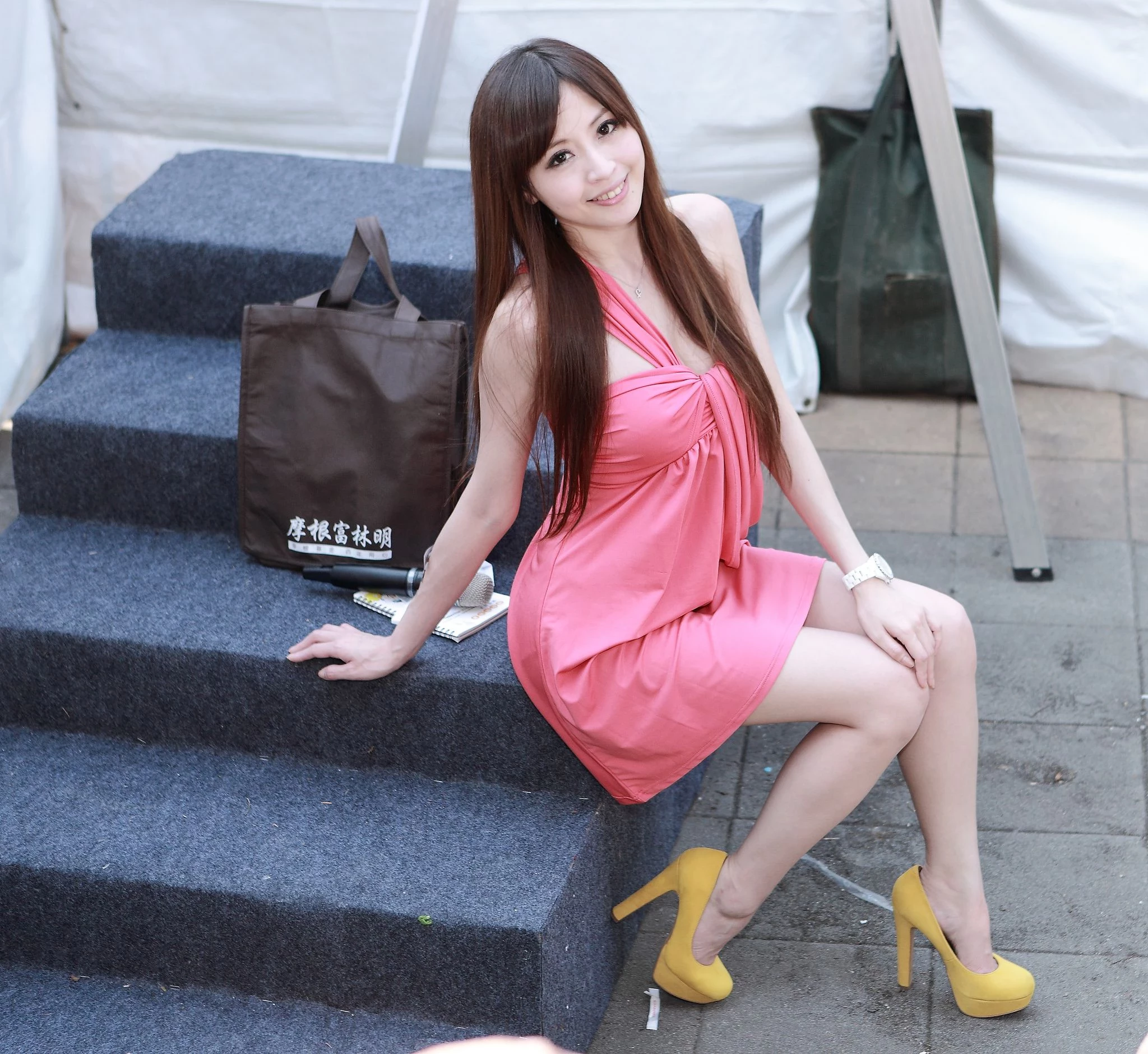 30745063.webp