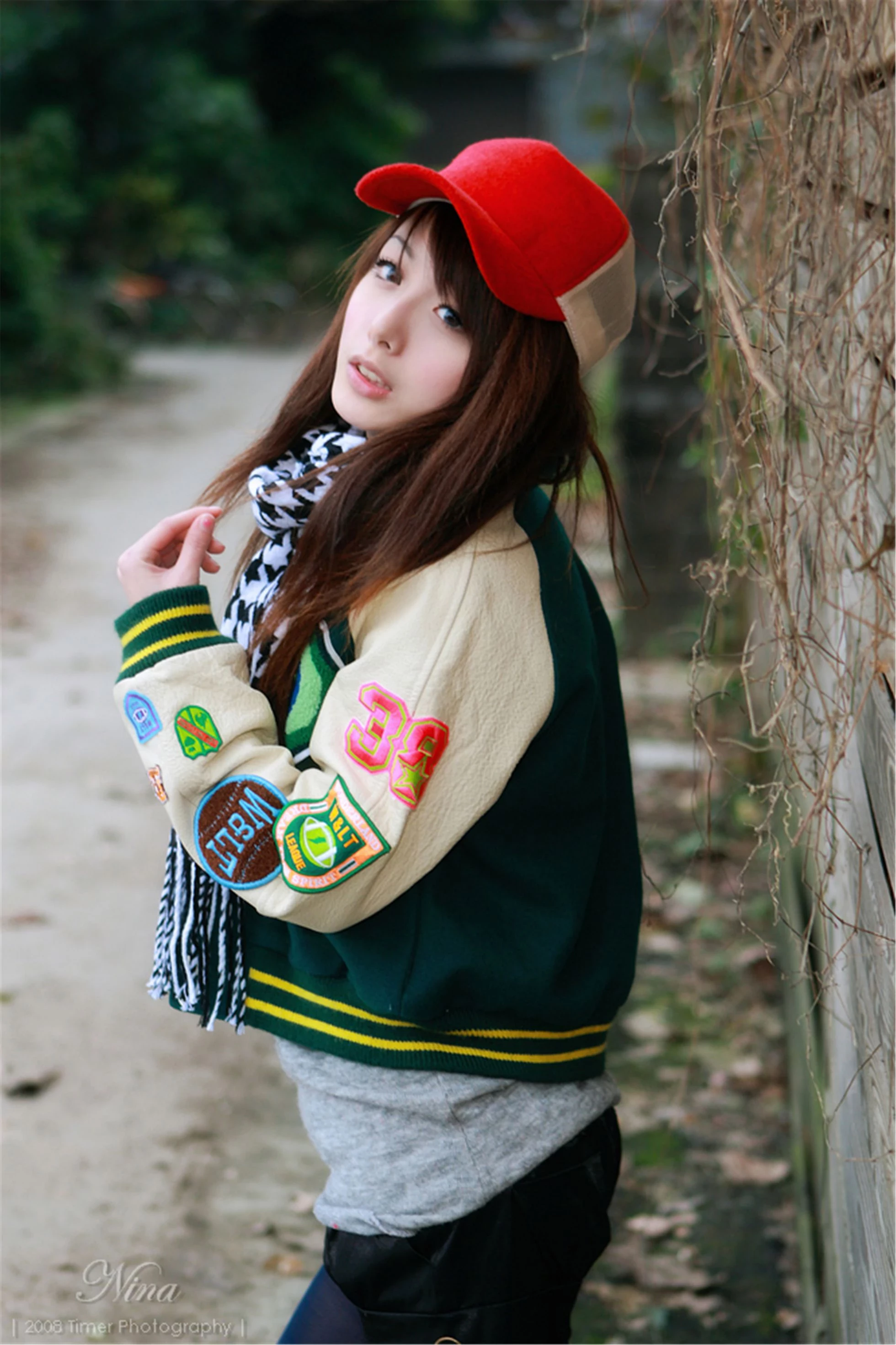 30743811.webp