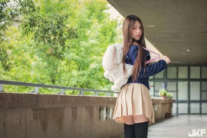 16890738.webp