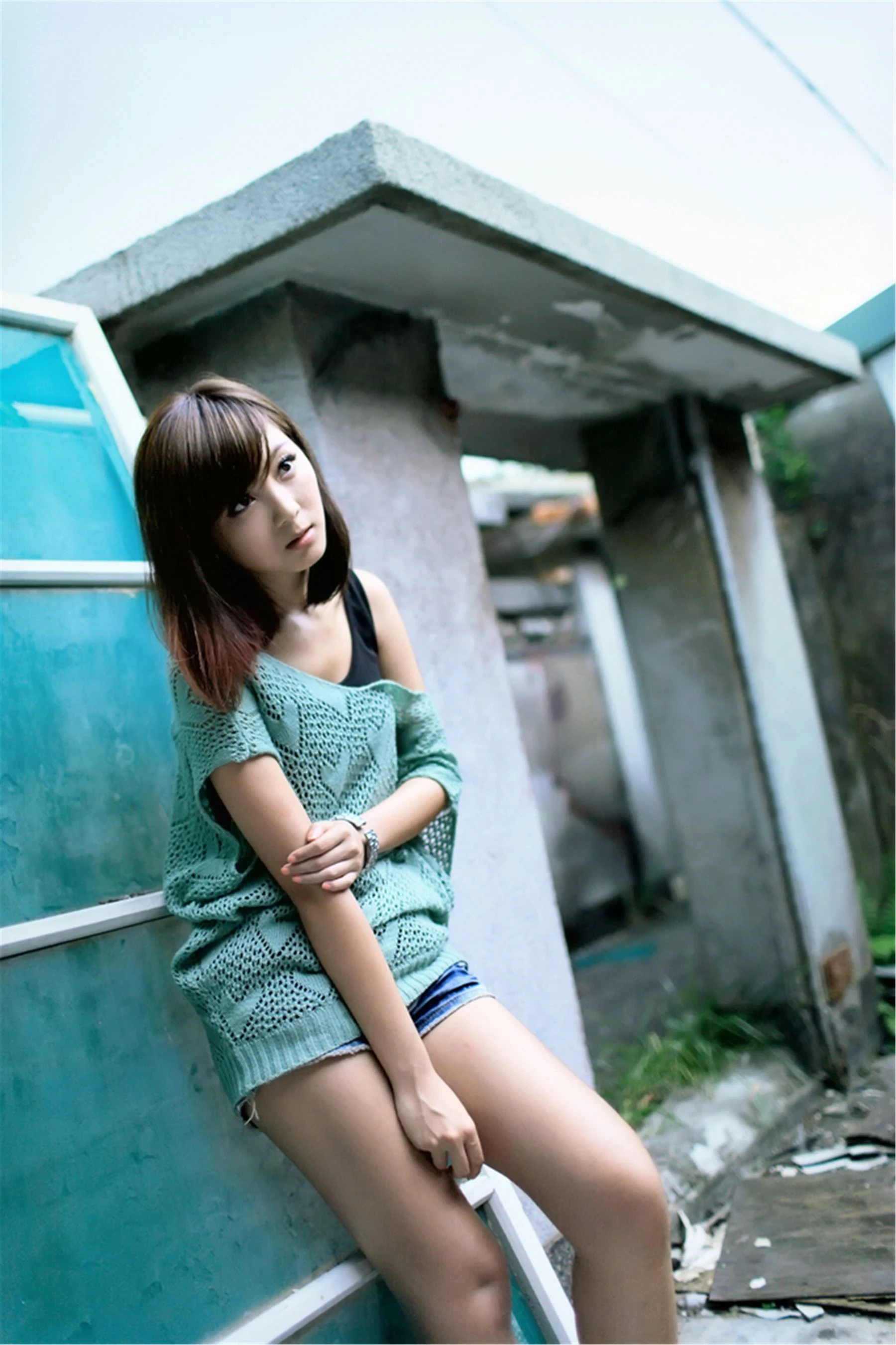 30742834.webp