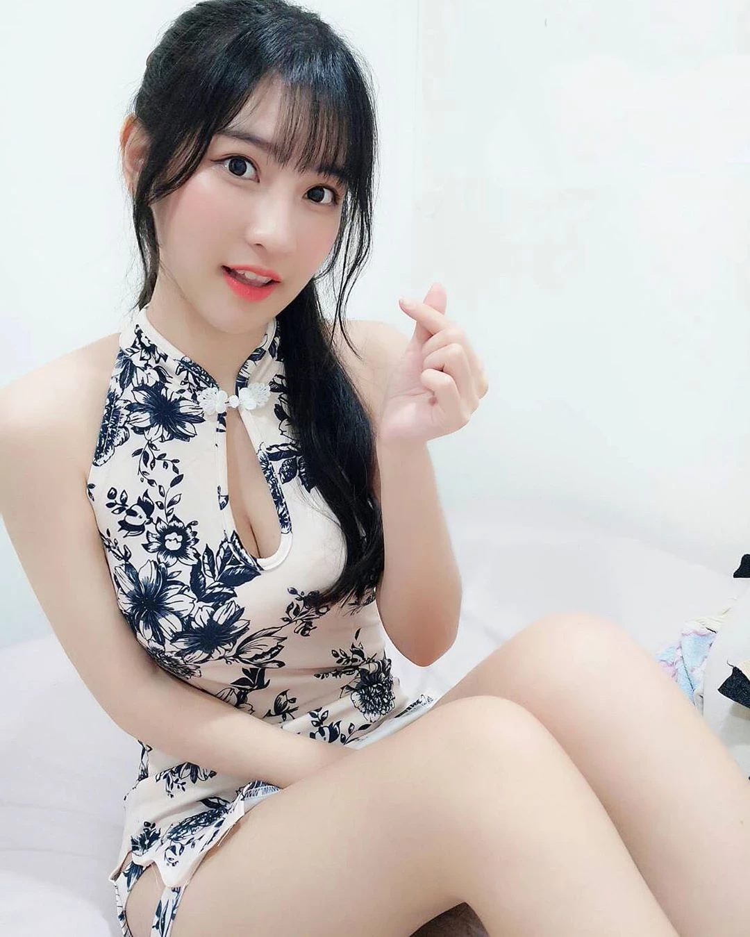 4074296.webp