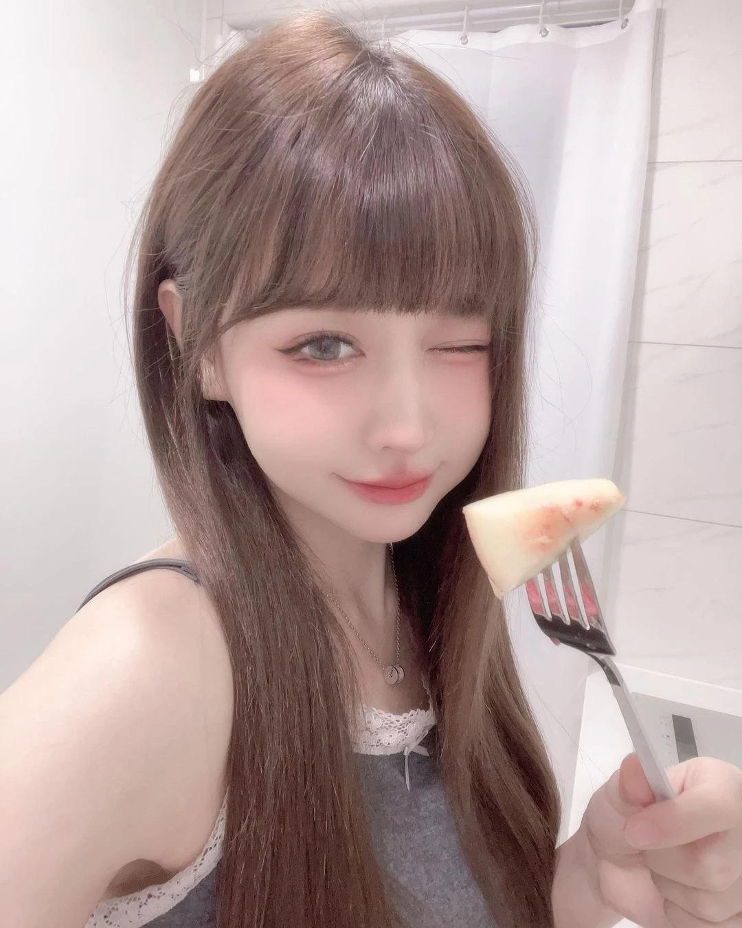 24155940.webp