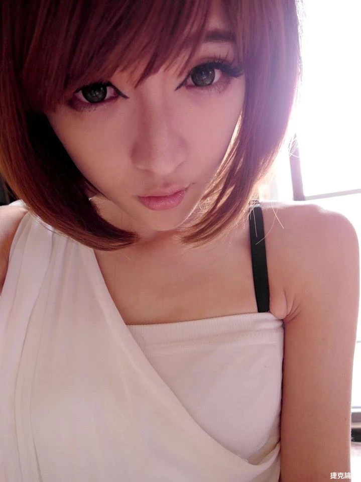 17407371.webp
