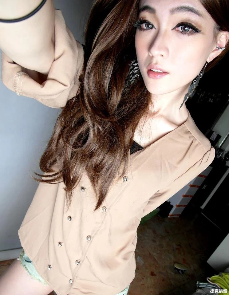 17407376.webp