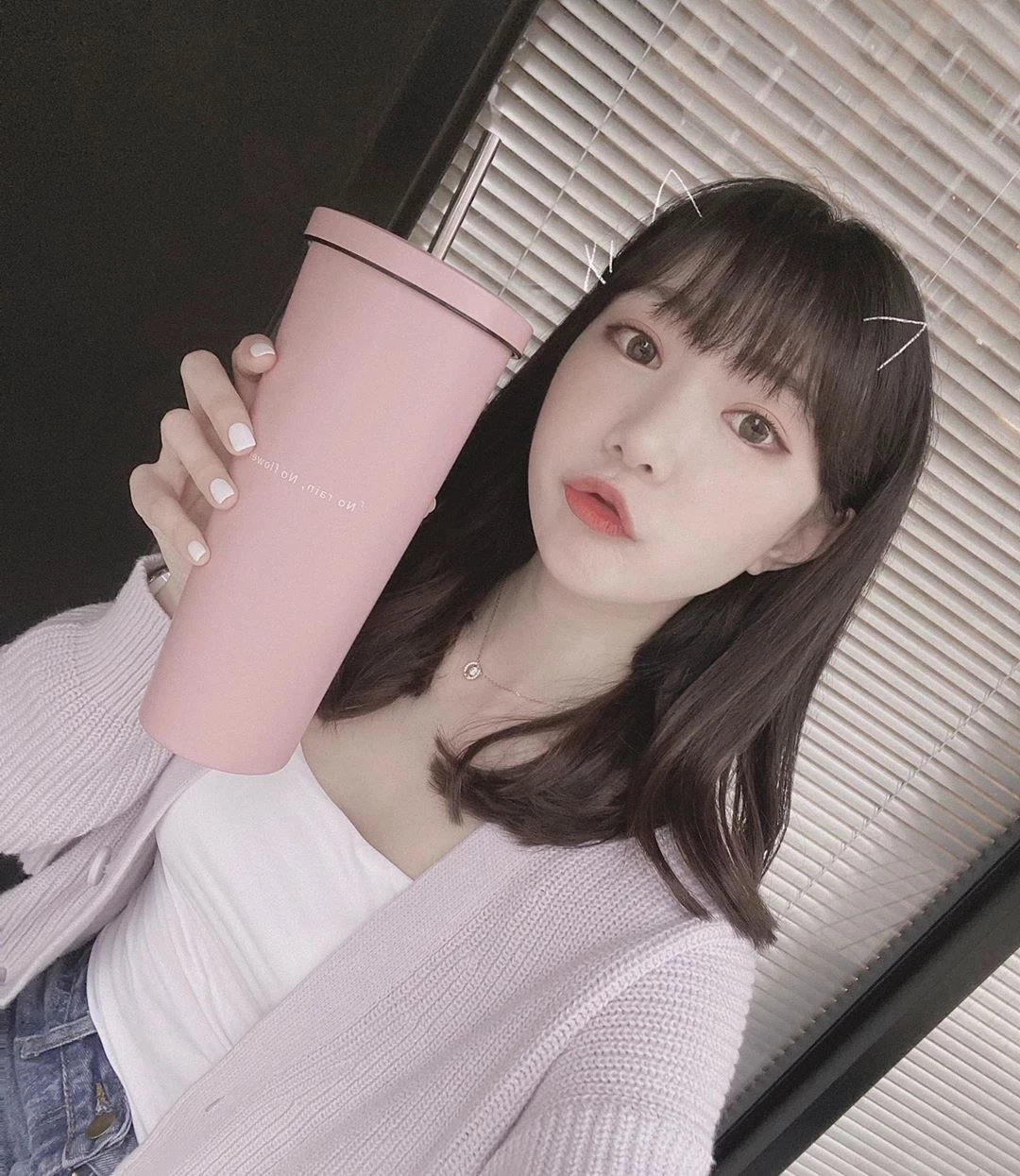1746807.webp