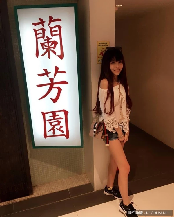 16861168.webp