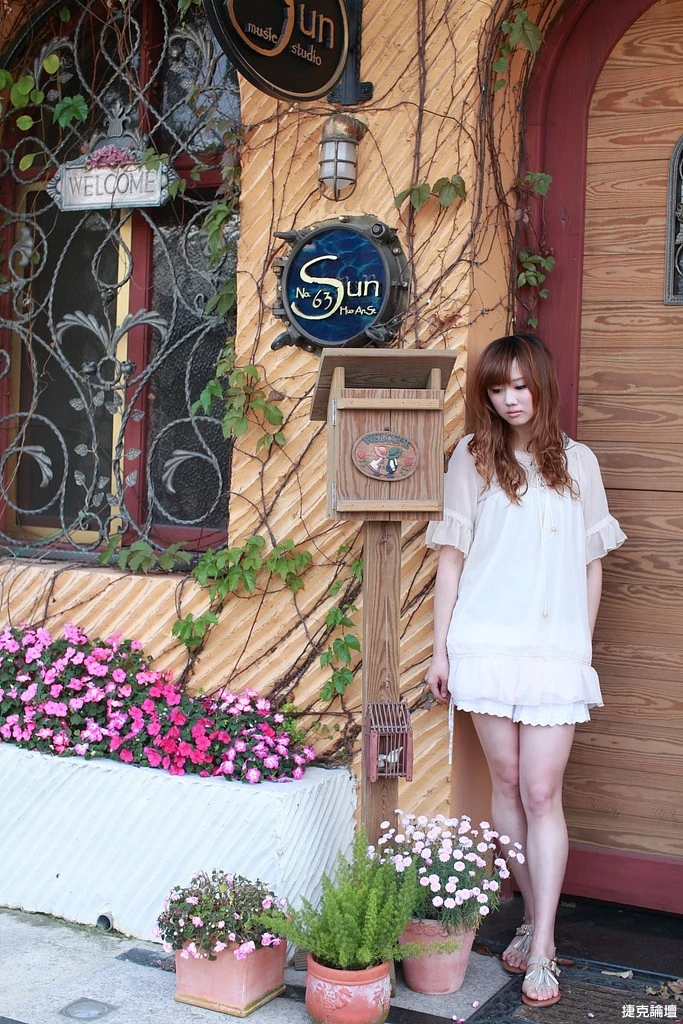 17509198.webp
