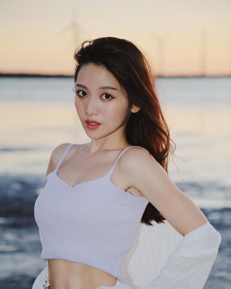 1751530.webp