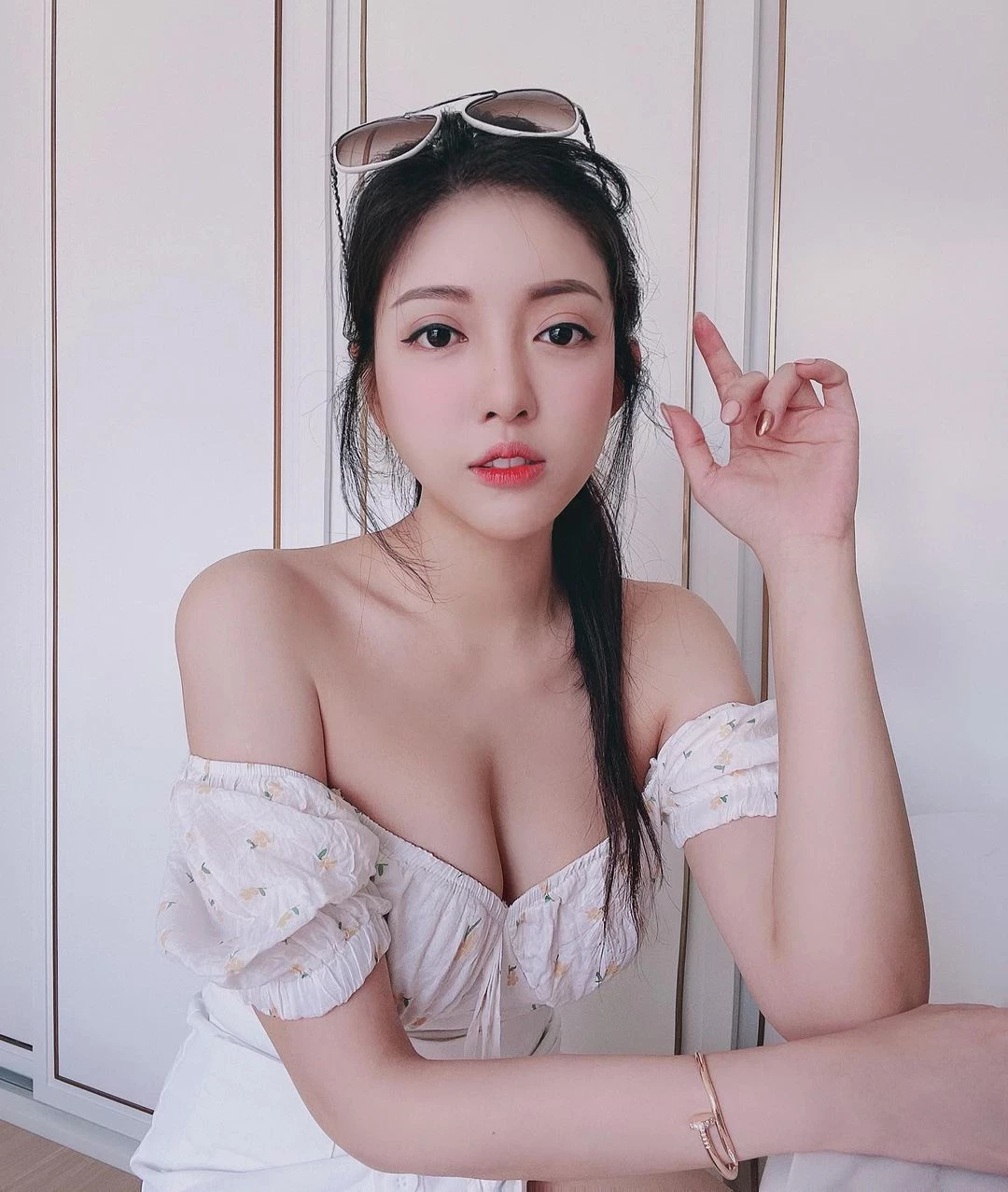 19433688.webp