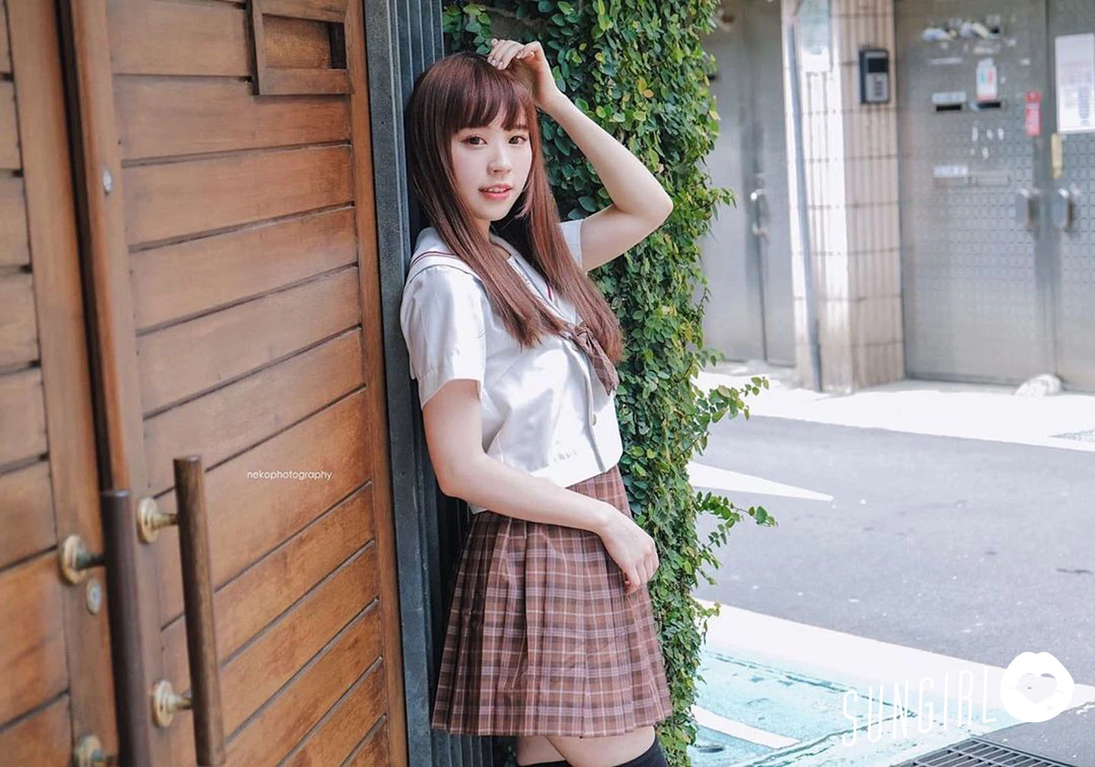 1765937.webp
