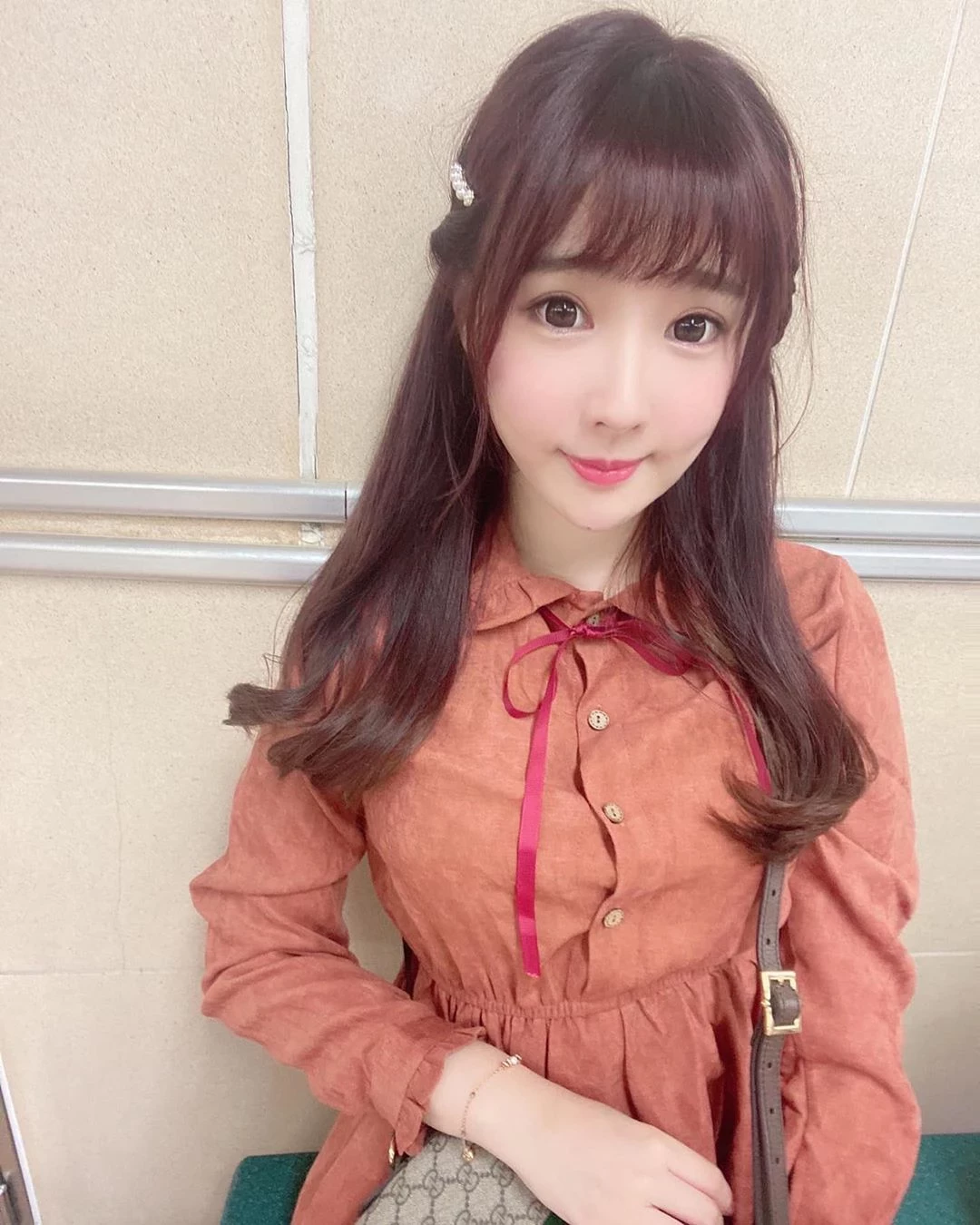 1755209.webp