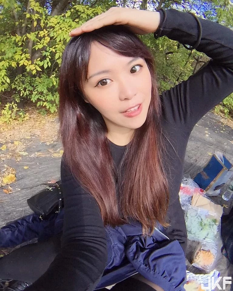 5042705.webp