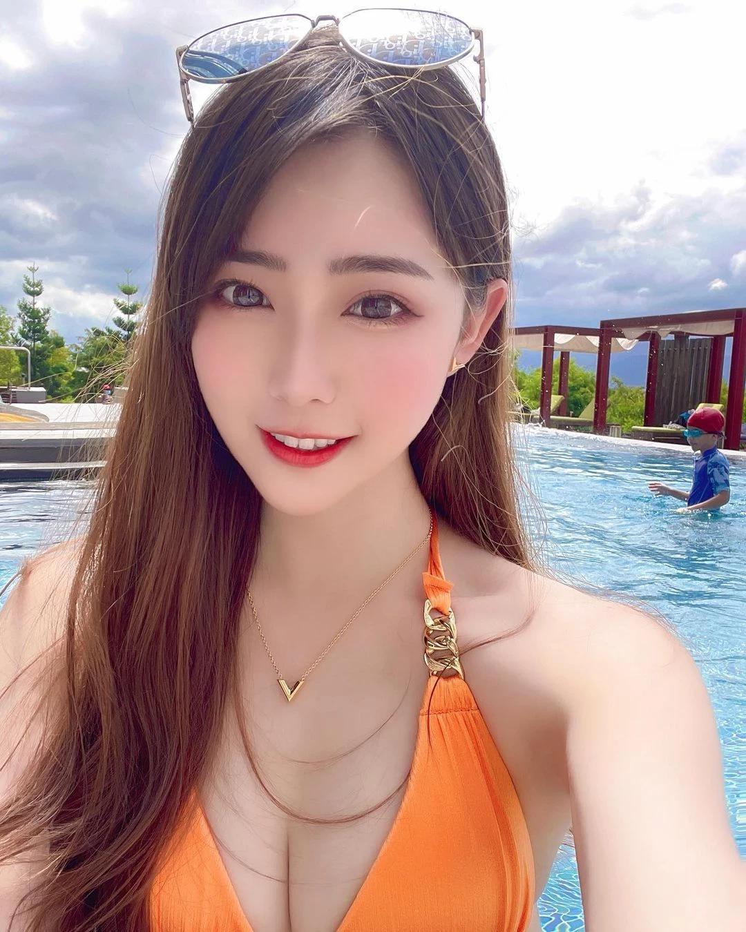 25041849.webp