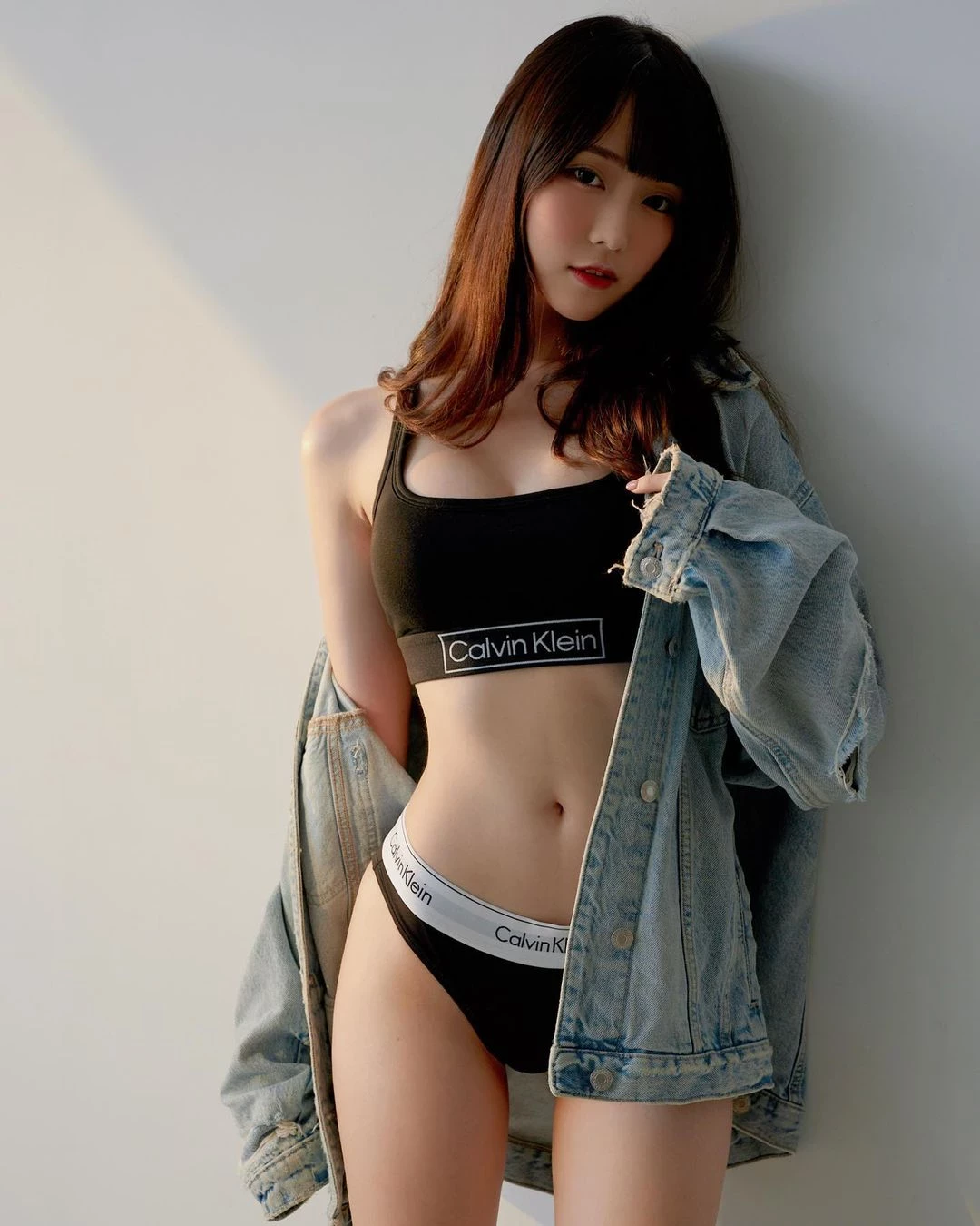 25041852.webp