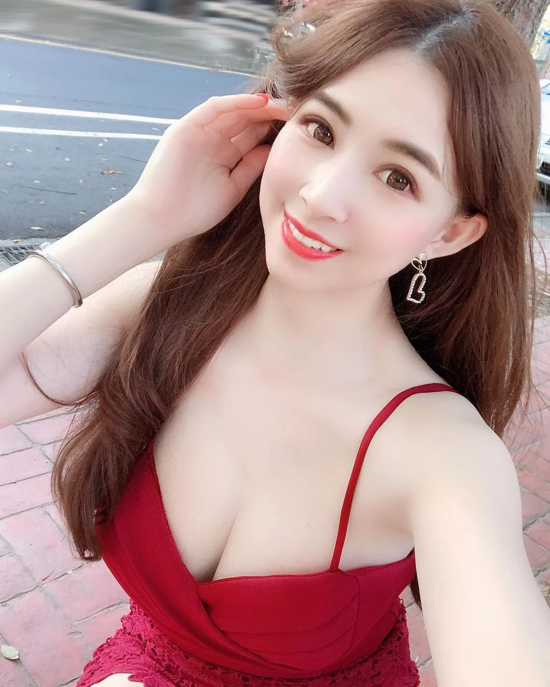 19541311.webp