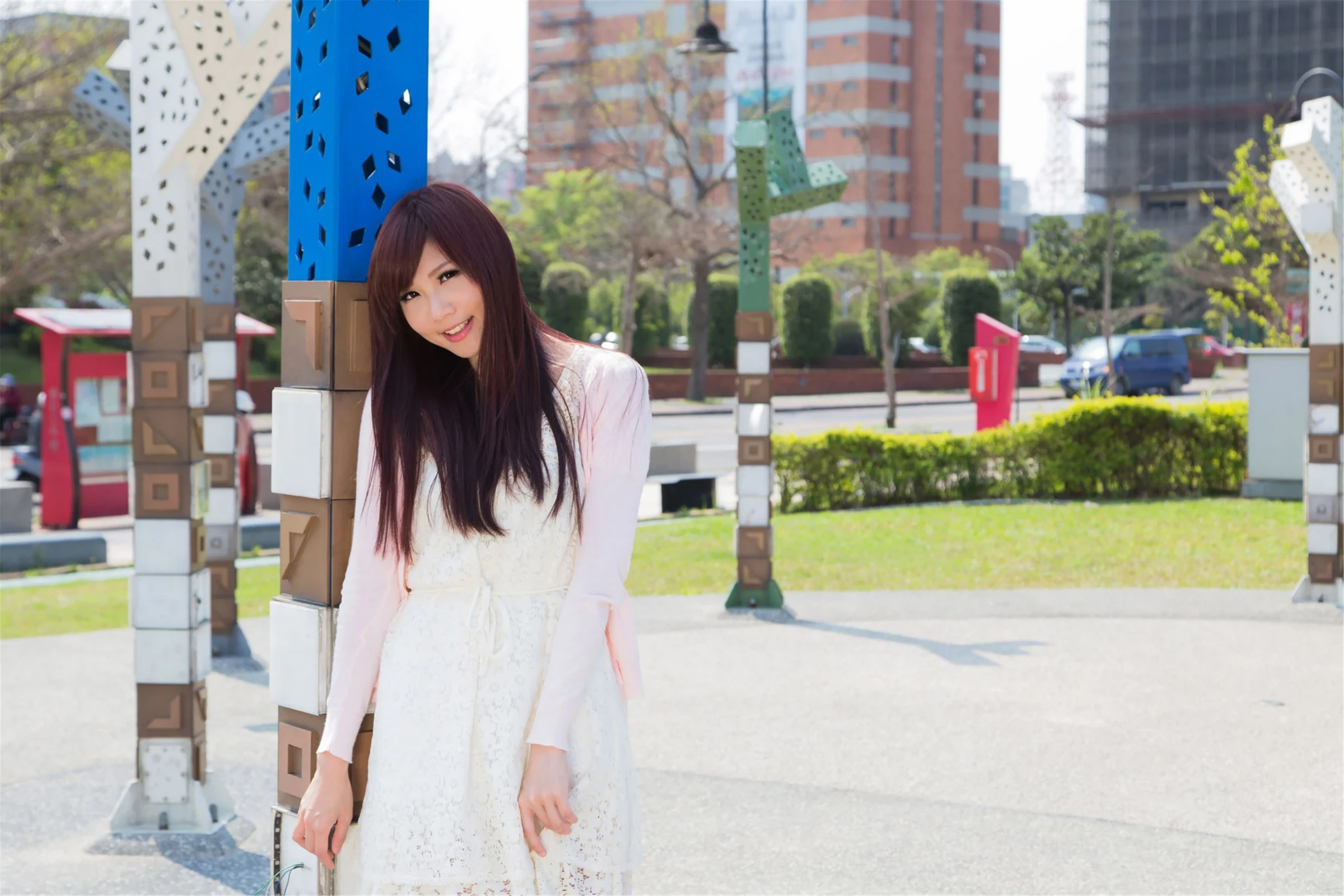 30751195.webp