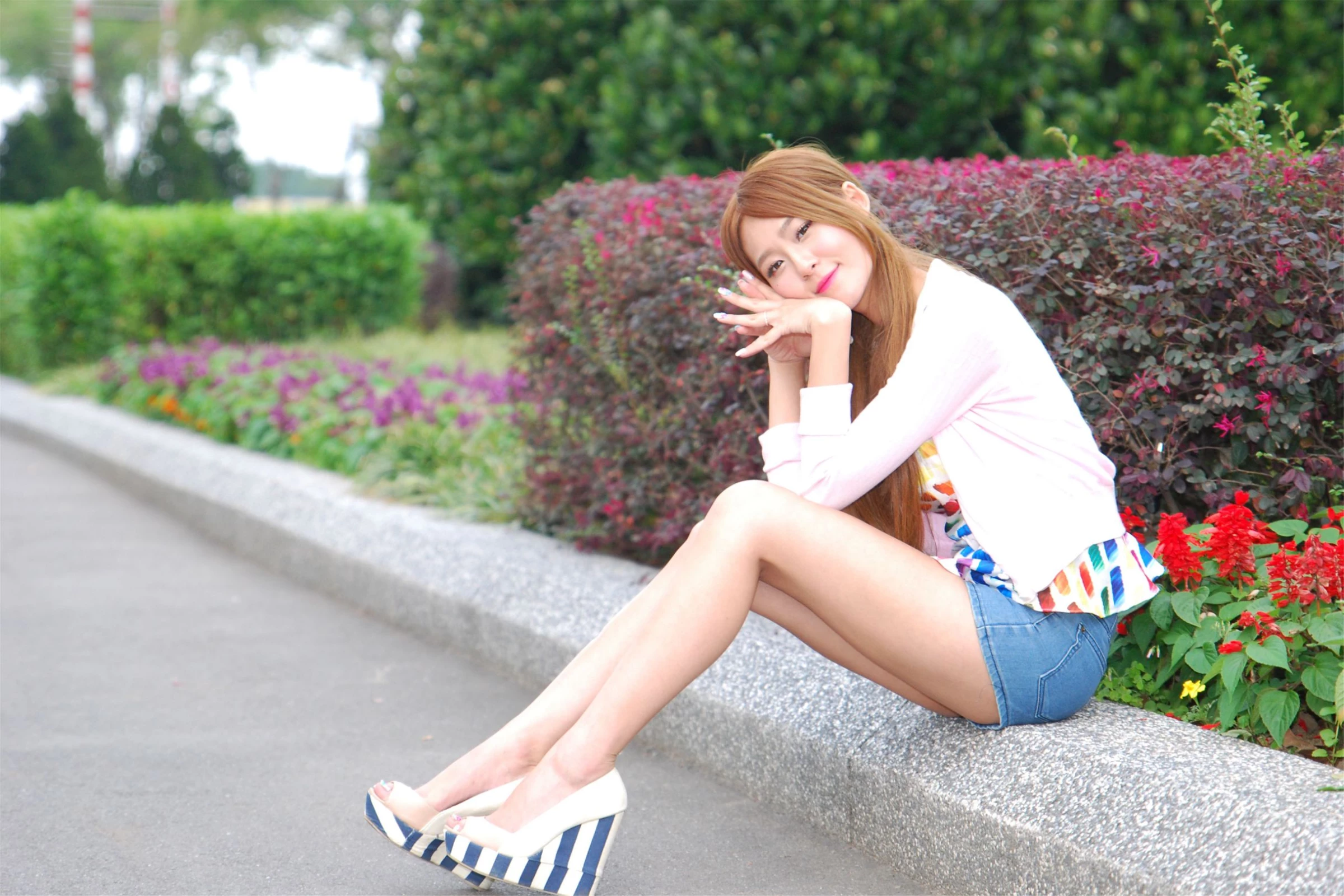30750068.webp