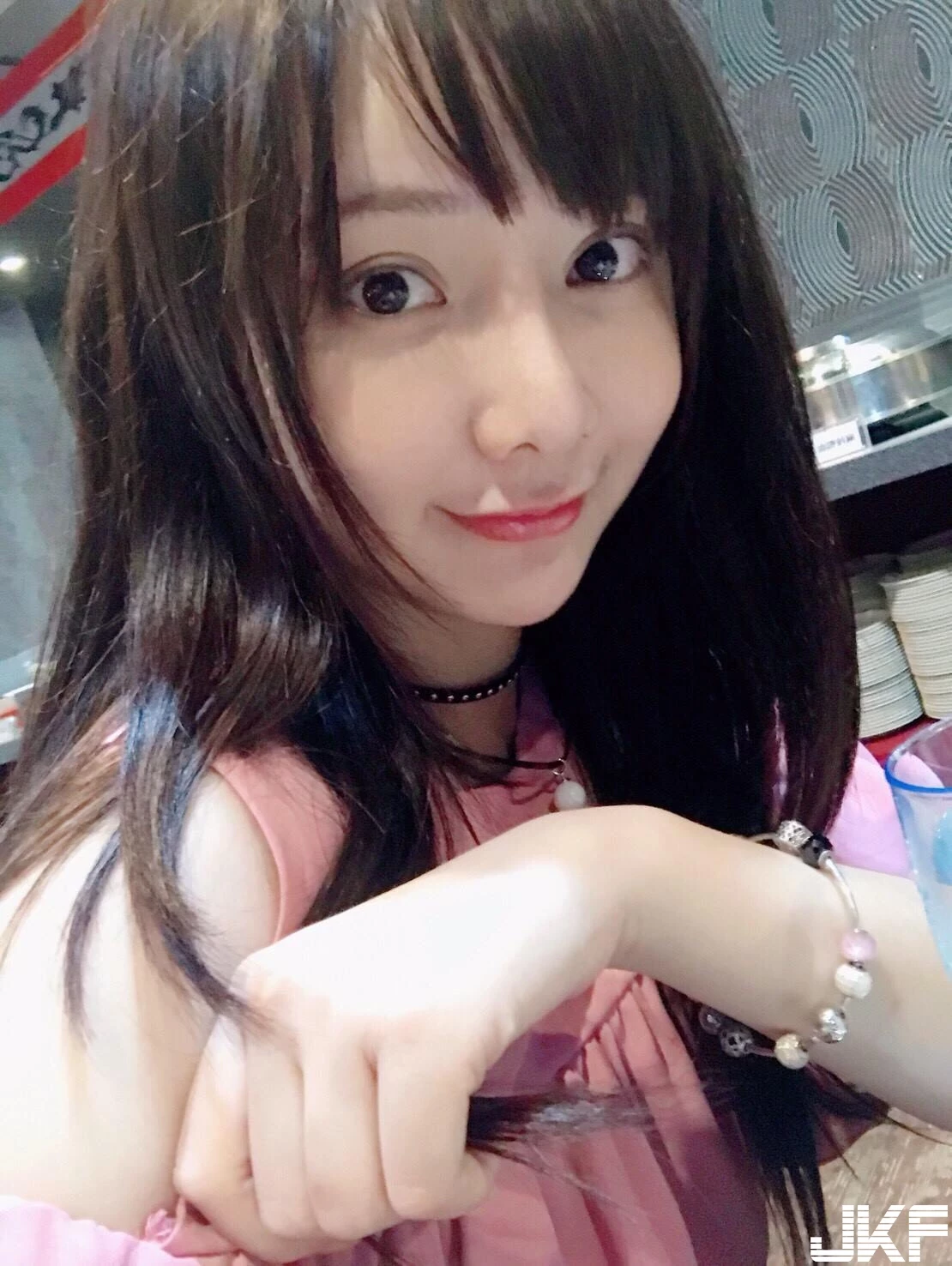 7277121.webp