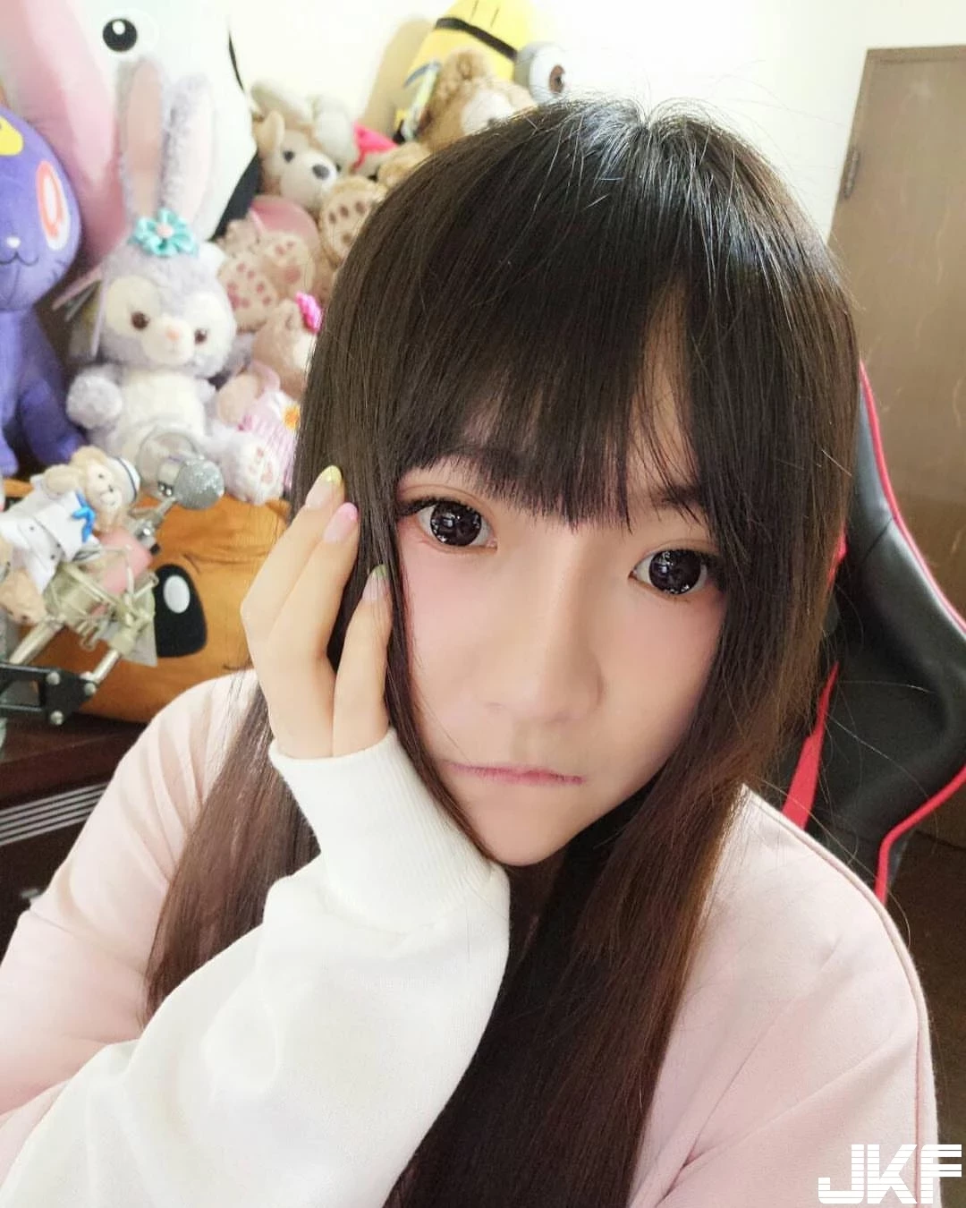 4523300.webp