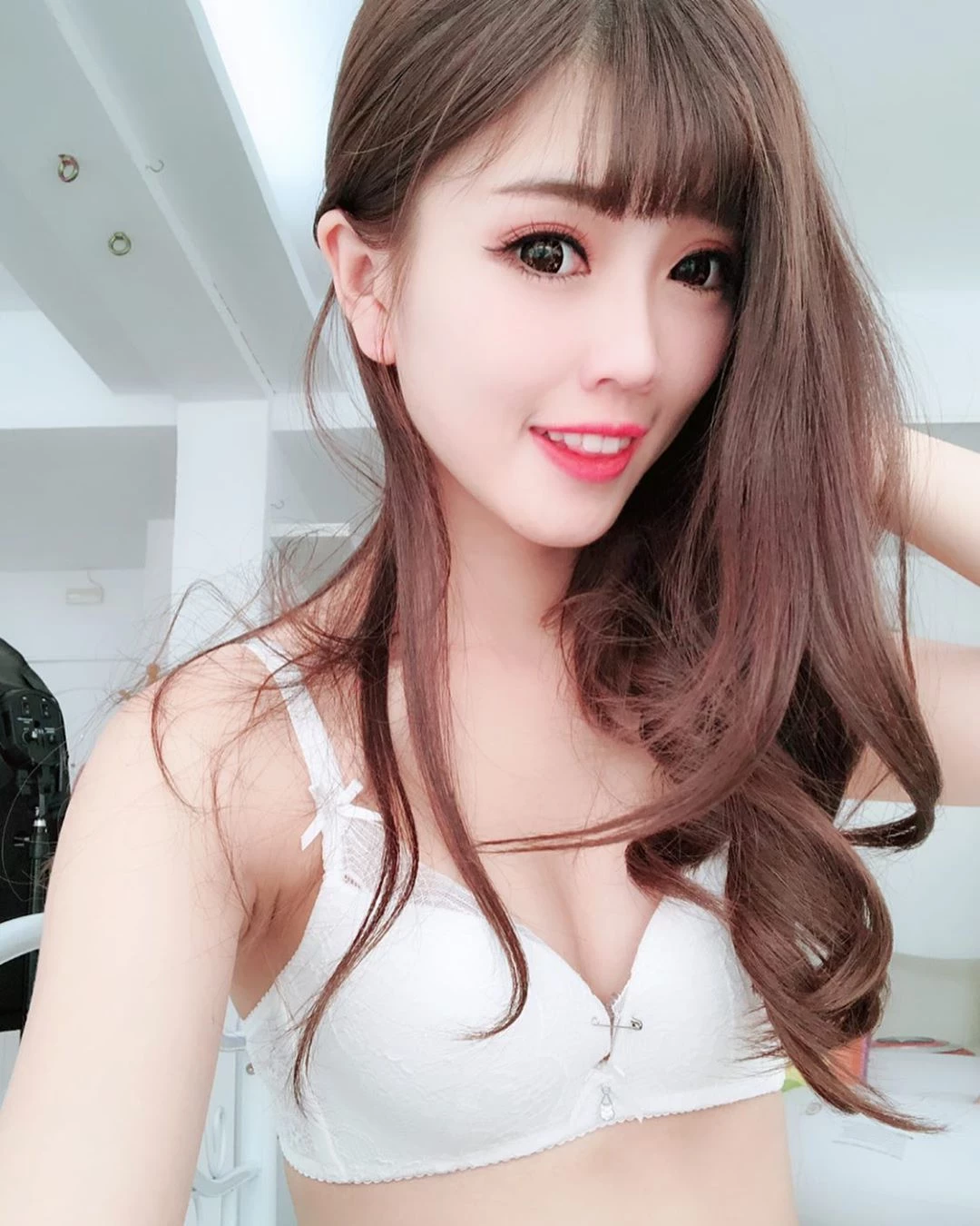 4055649.webp