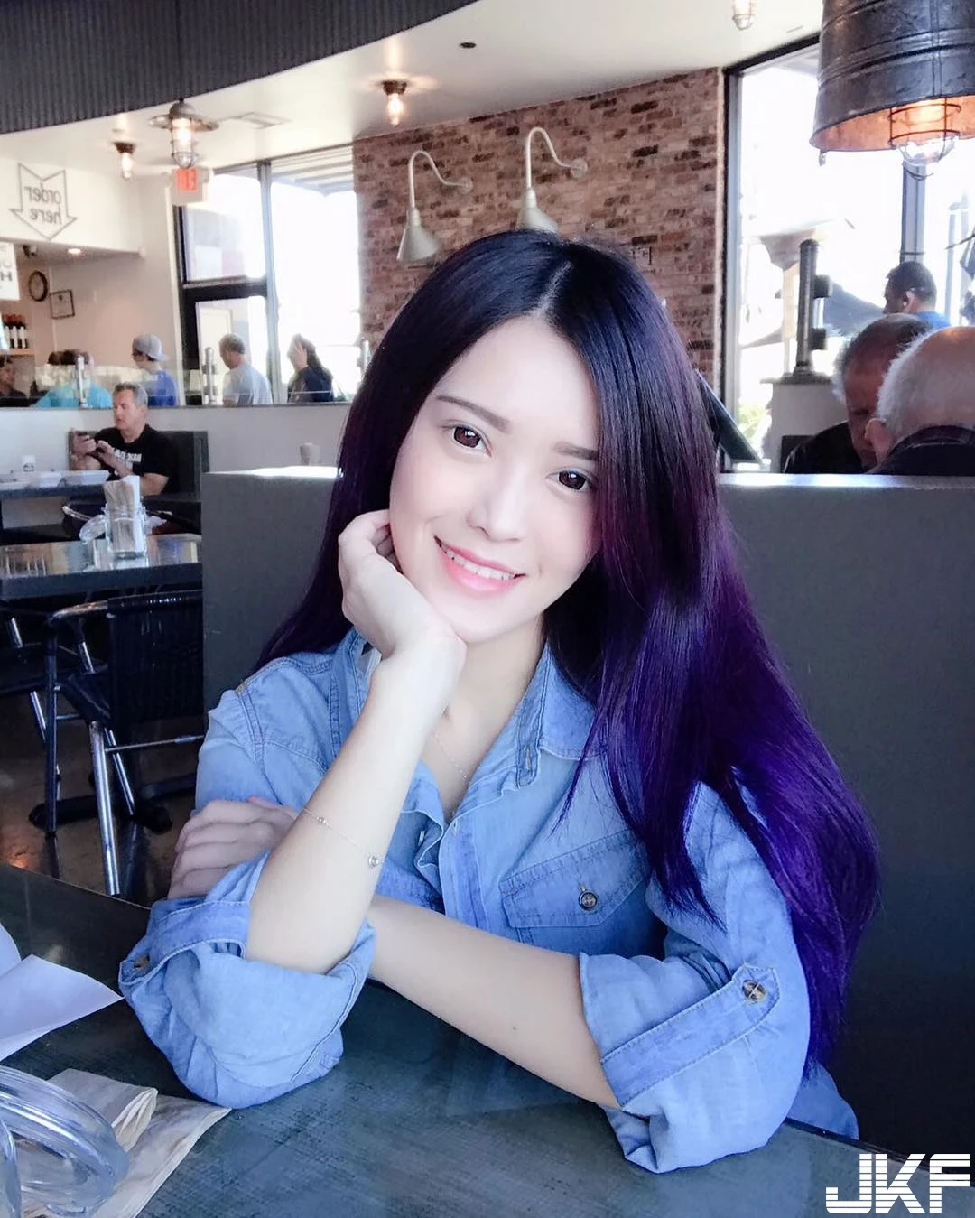 4926203.webp