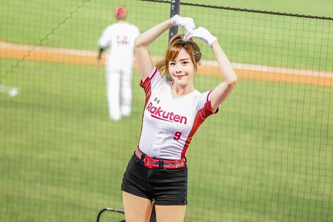 3952416.webp