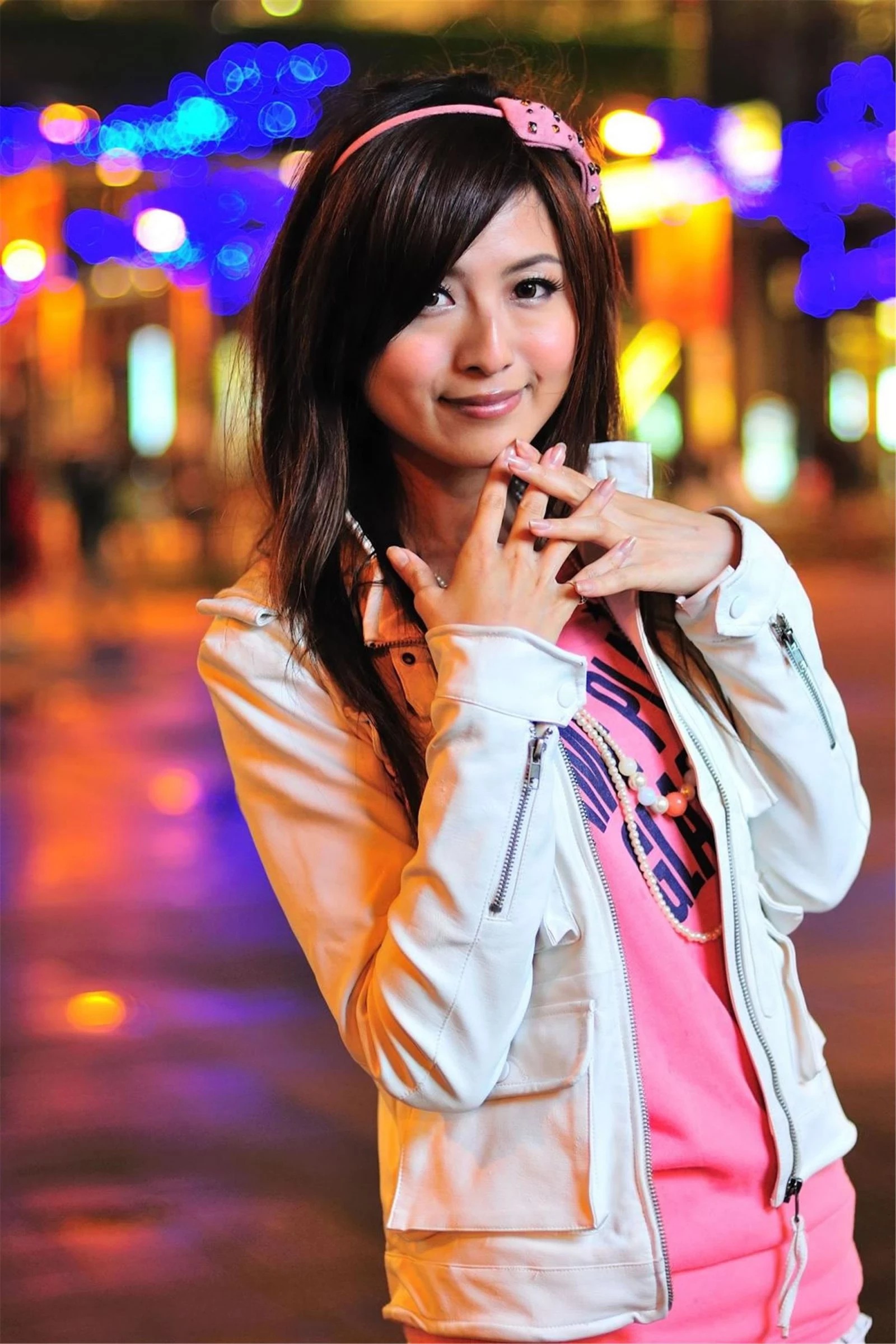 30764974.webp
