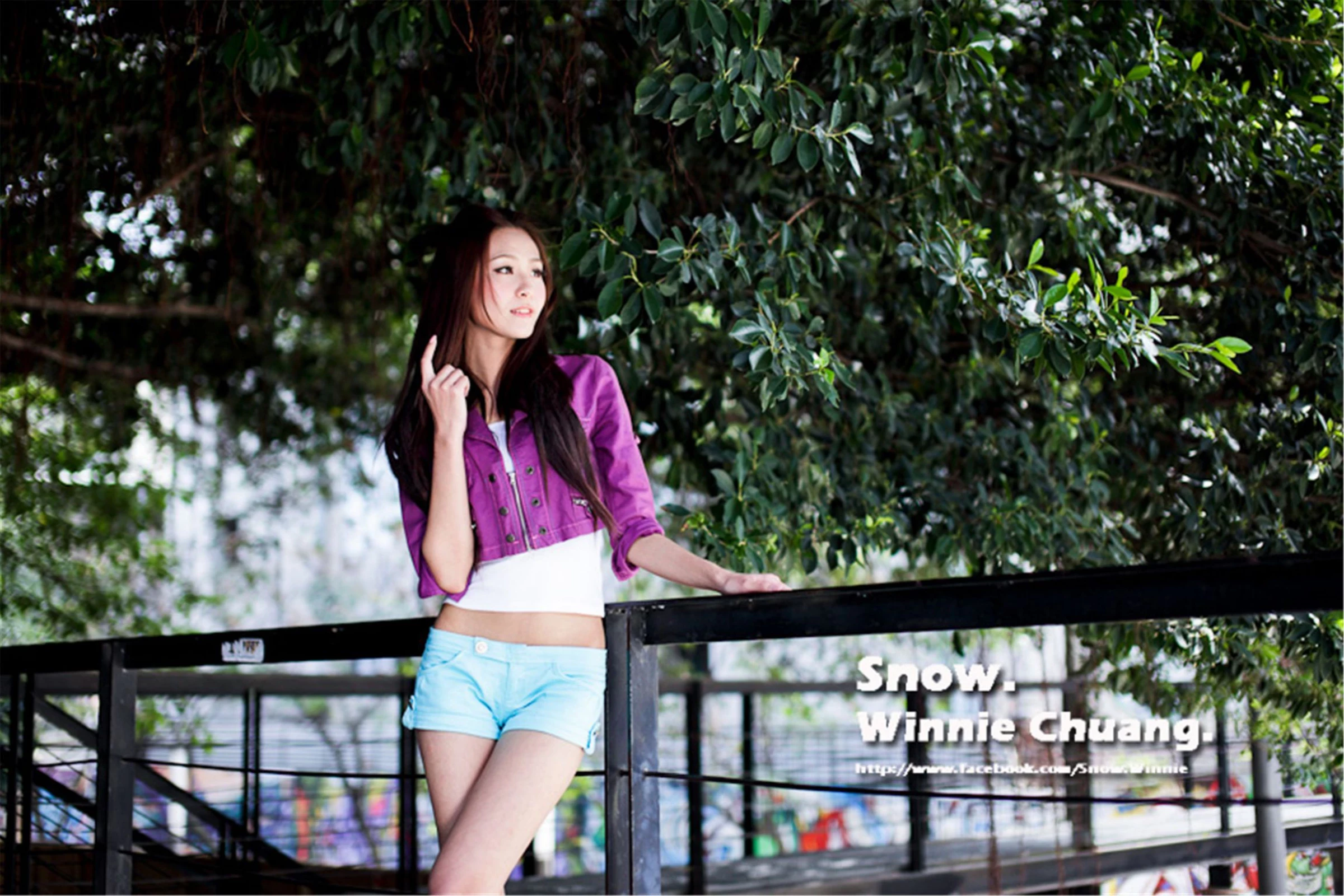 30757043.webp