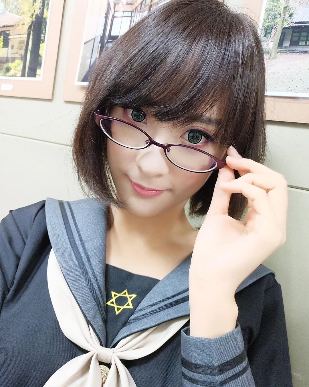 4103705.webp