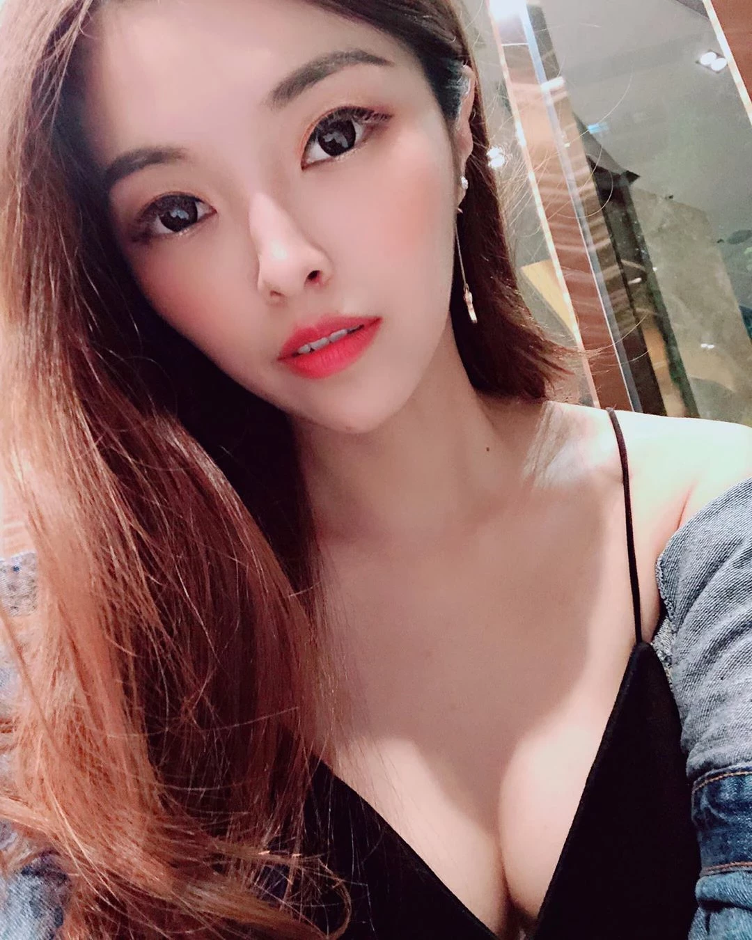 4144189.webp