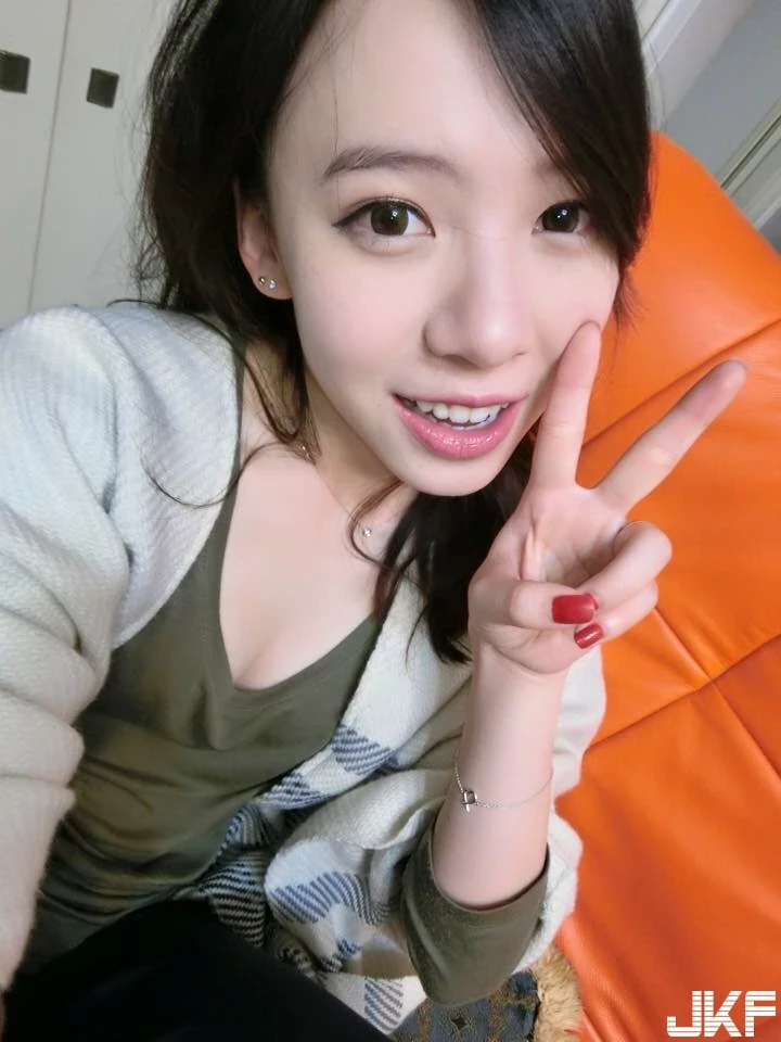 4967244.webp