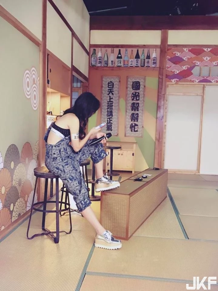 4967290.webp