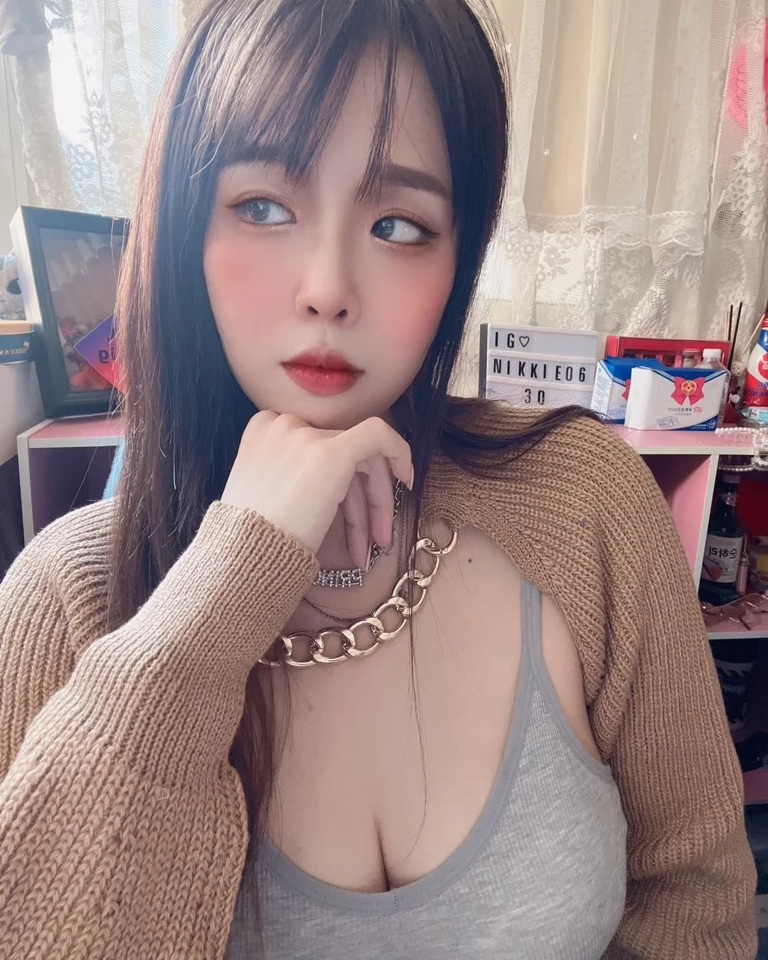 19711844.webp