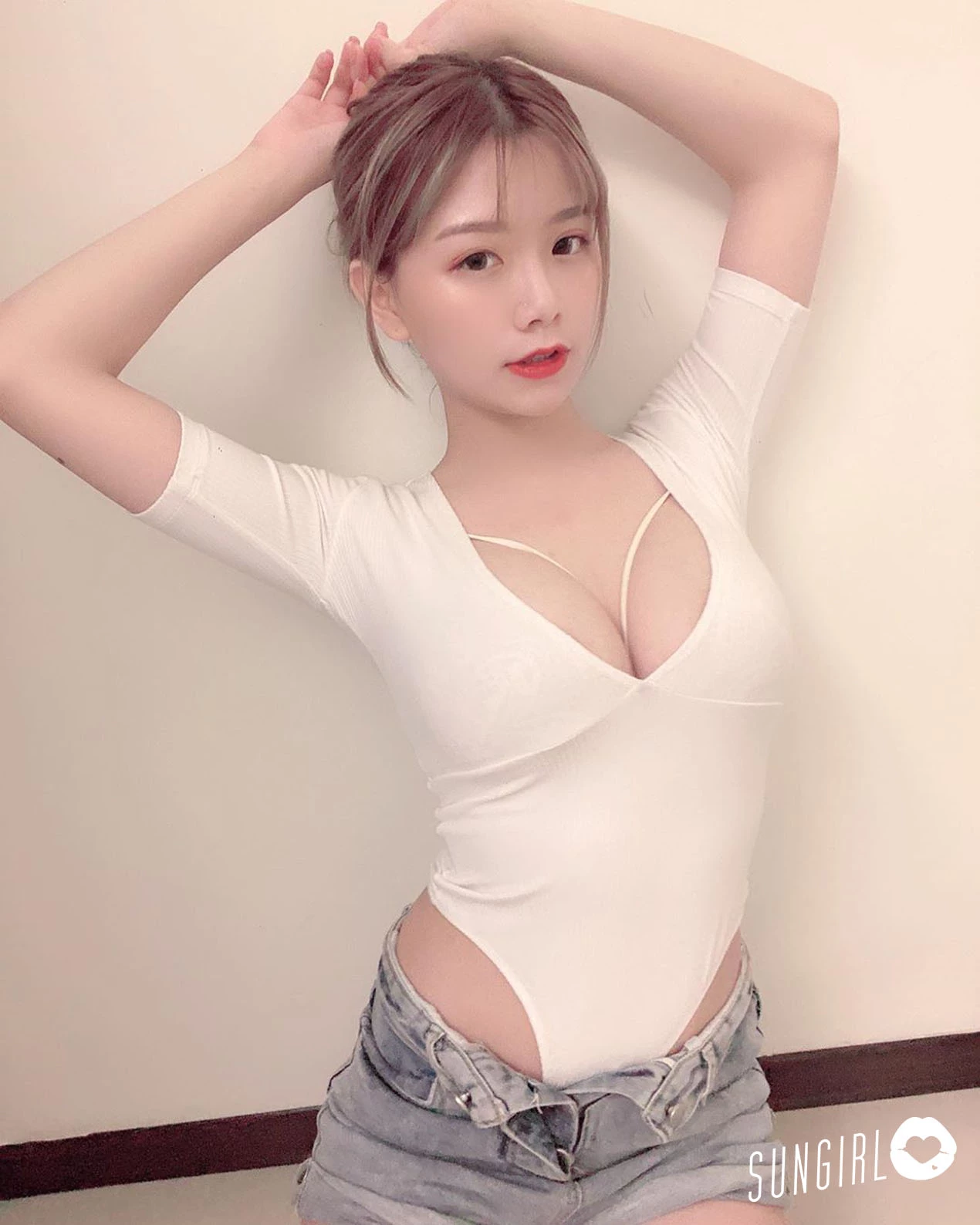 3850048.webp
