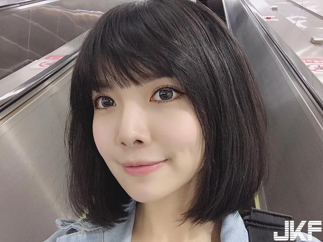 4743869.webp
