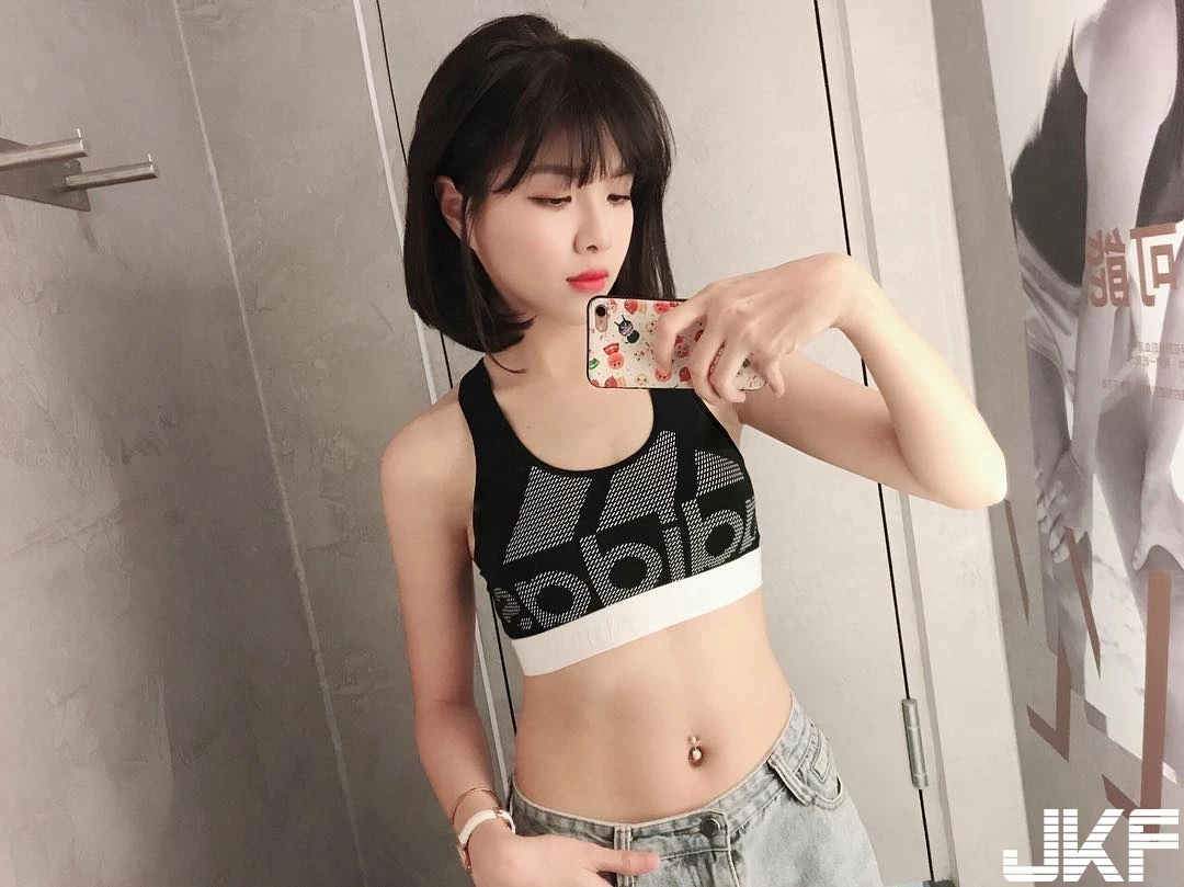 4743876.webp