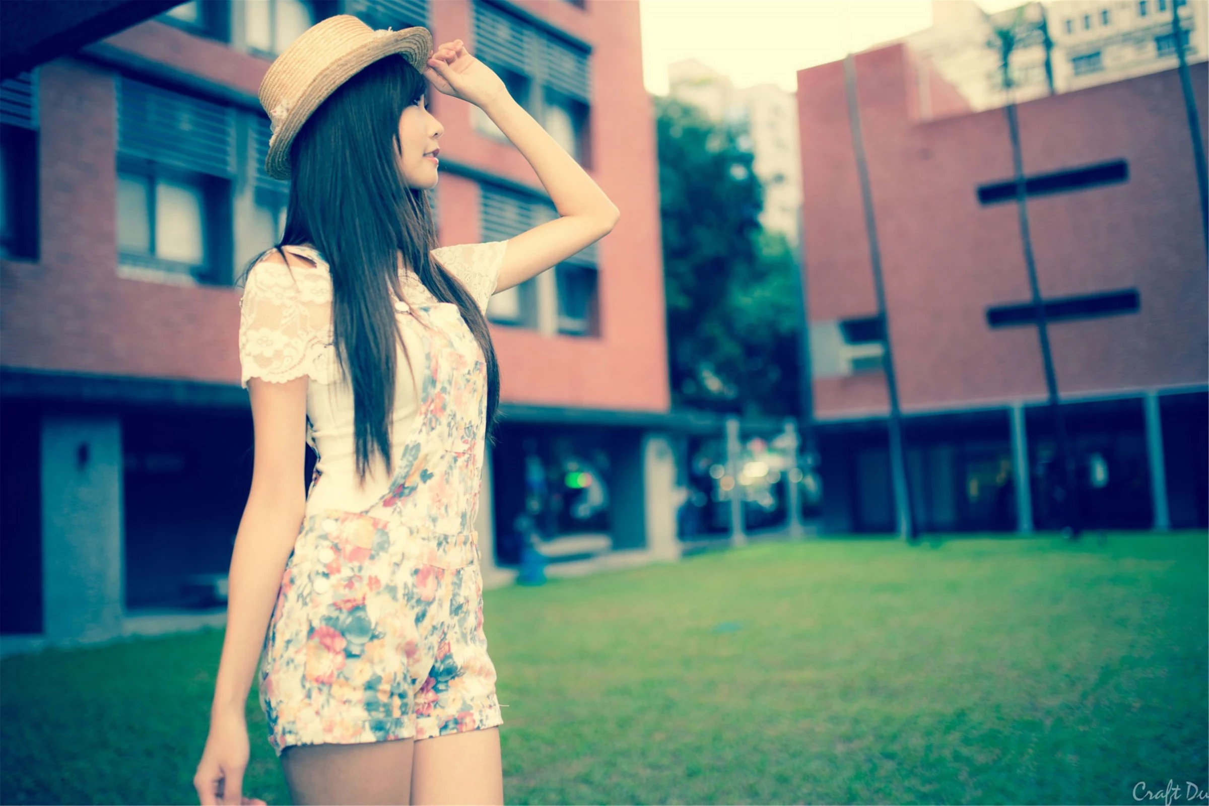 30755300.webp