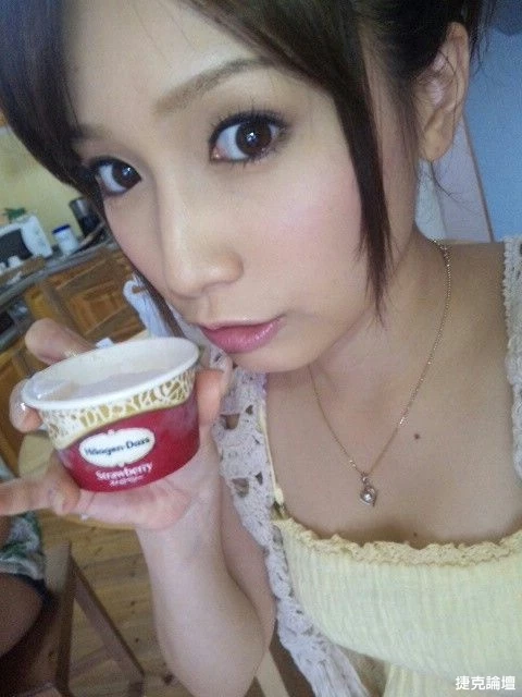 17590895.webp