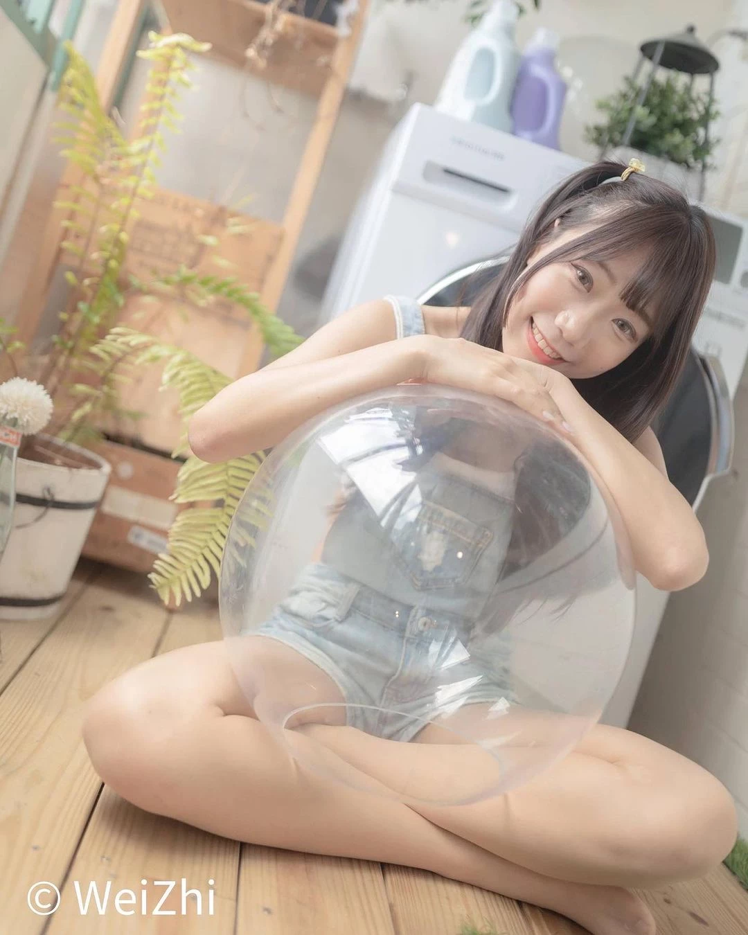 28151411.webp