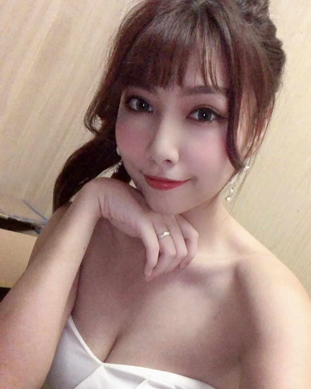 3843128.webp