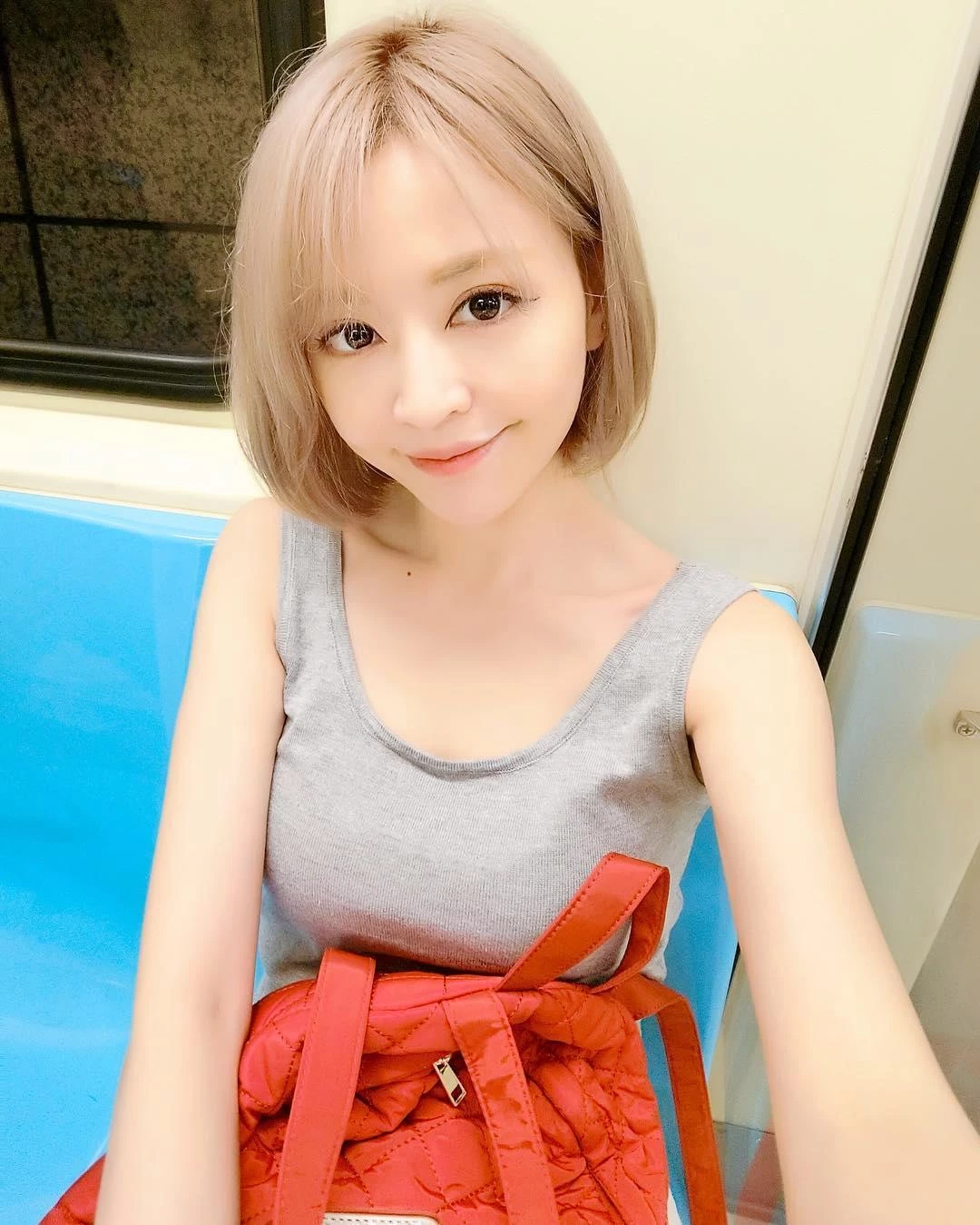 4250485.webp