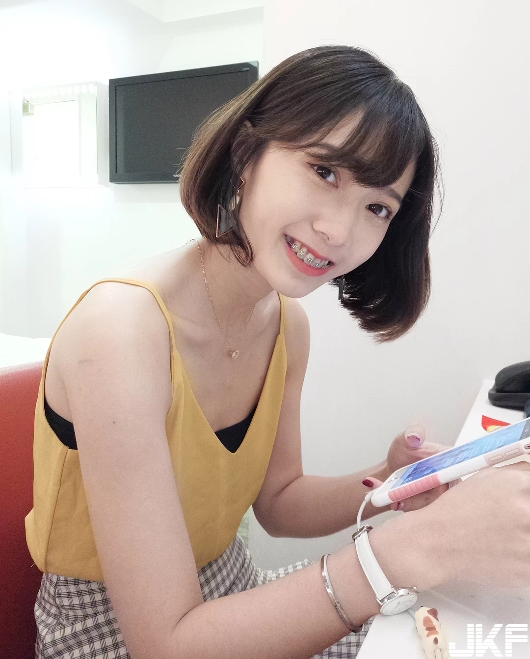 4730003.webp