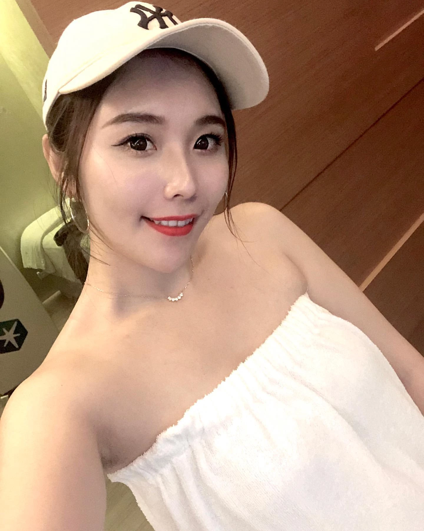 4283979.webp