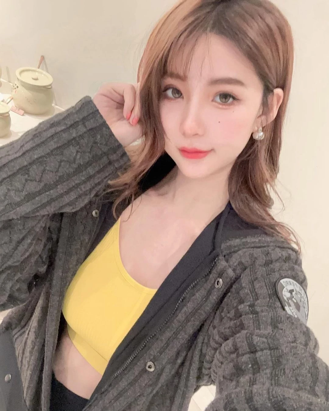 30158904.webp