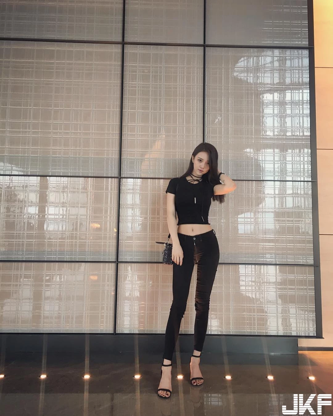 16809719.webp