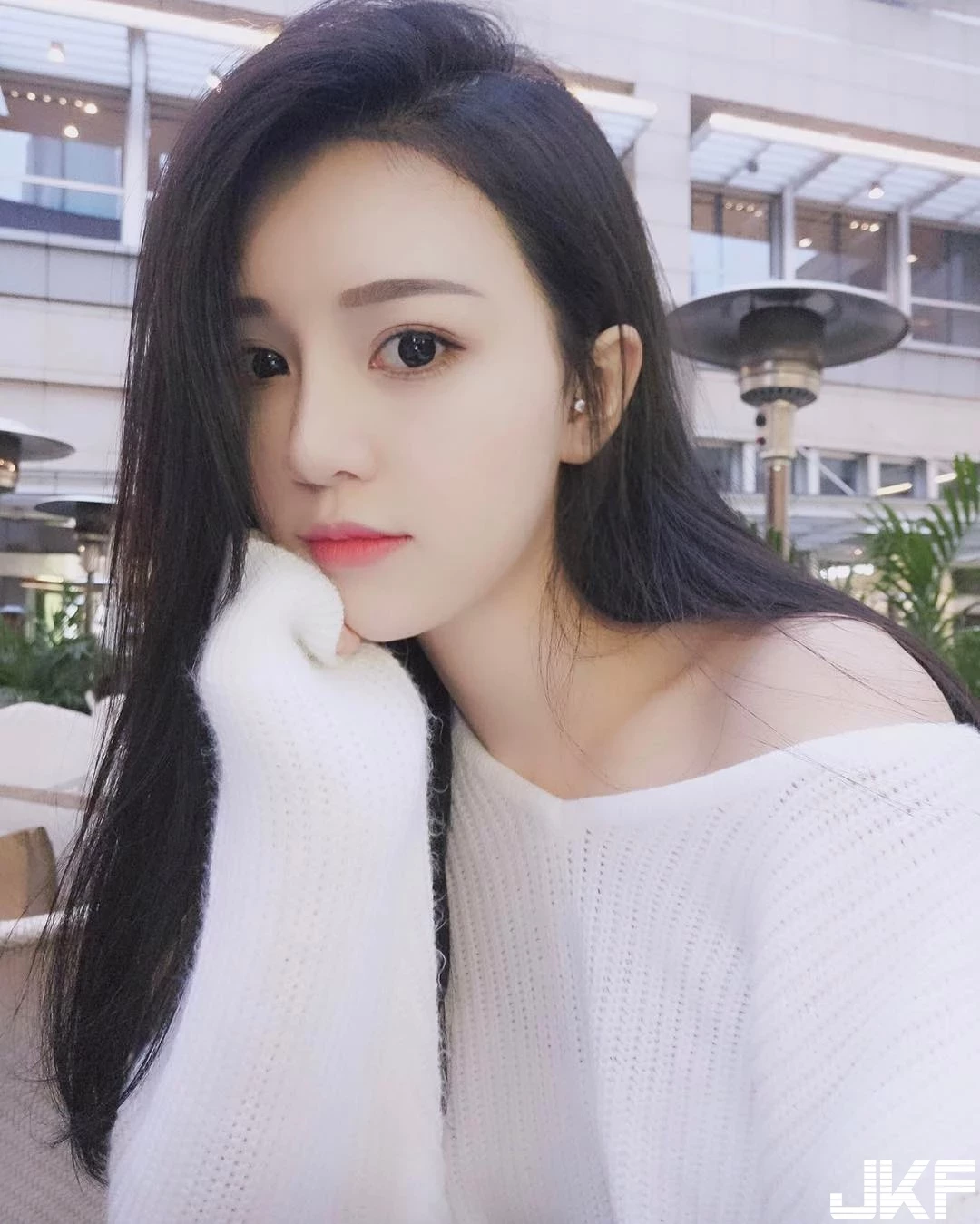 16809745.webp