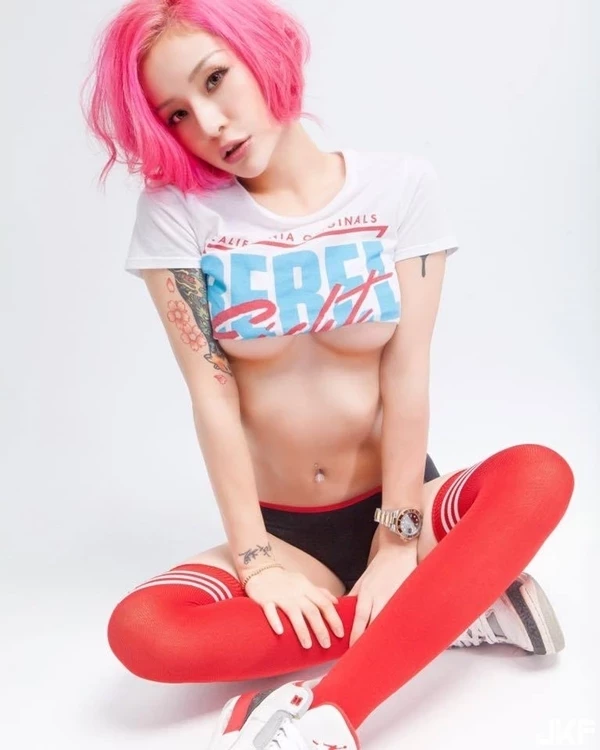 16890627.webp