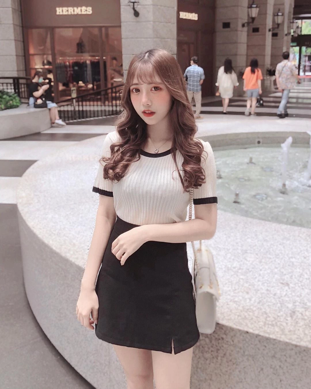 3842996.webp