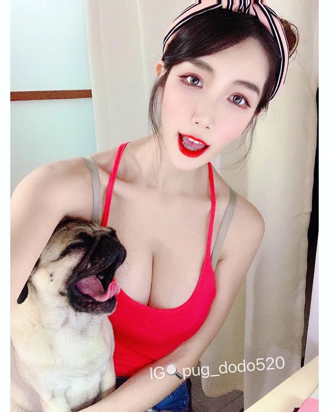 22133074.webp