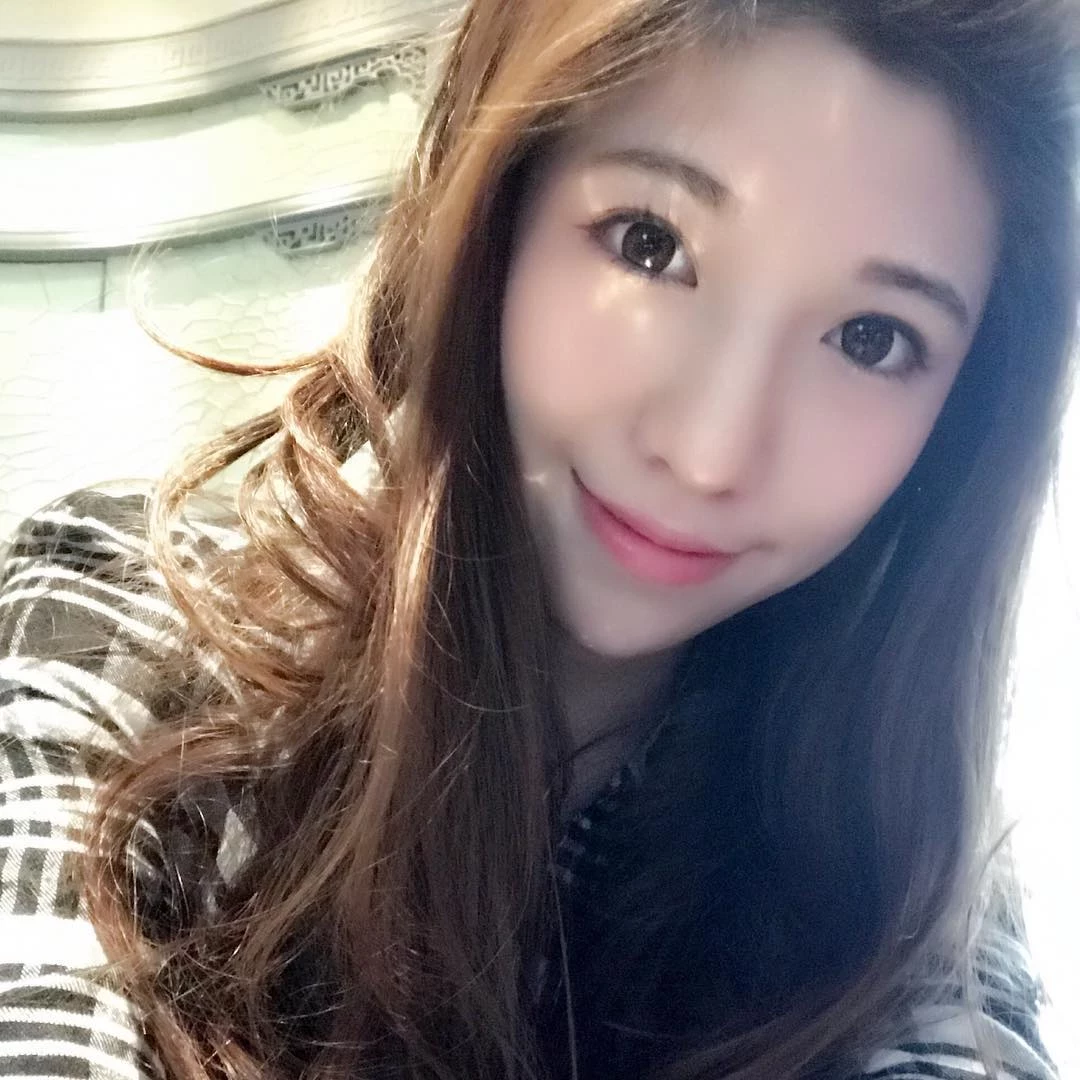 3922570.webp